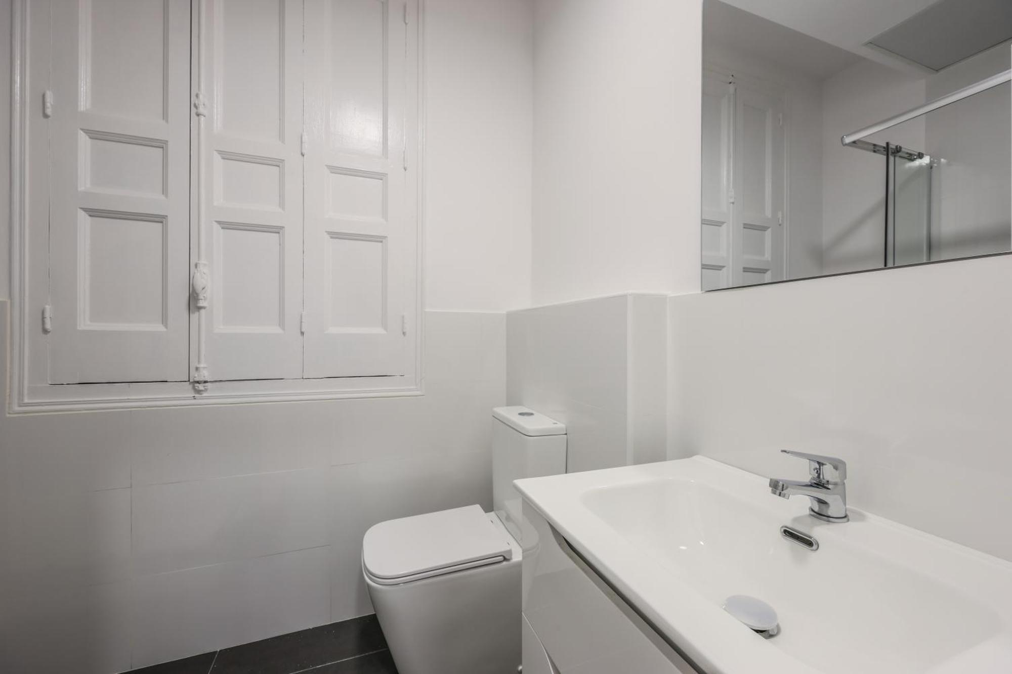 Victoria Apartments Мадрид Экстерьер фото